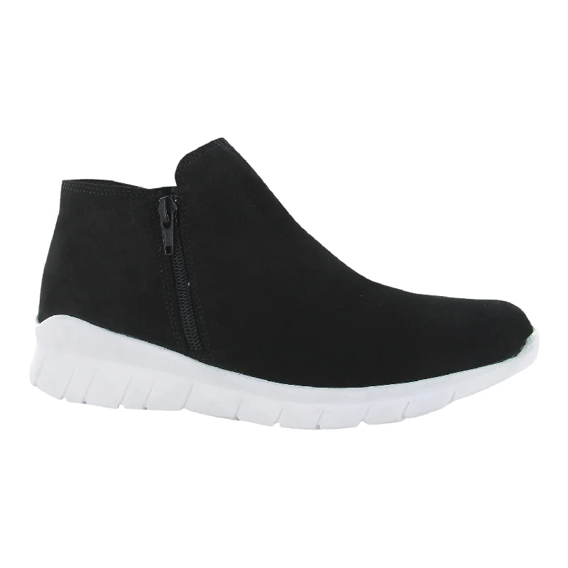 Black Velvet Nubuck